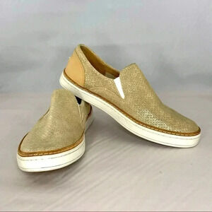 UGG Women’s Adley Gold Stardust Slip On Loafers Sneakers Size 6 Perforated EUC